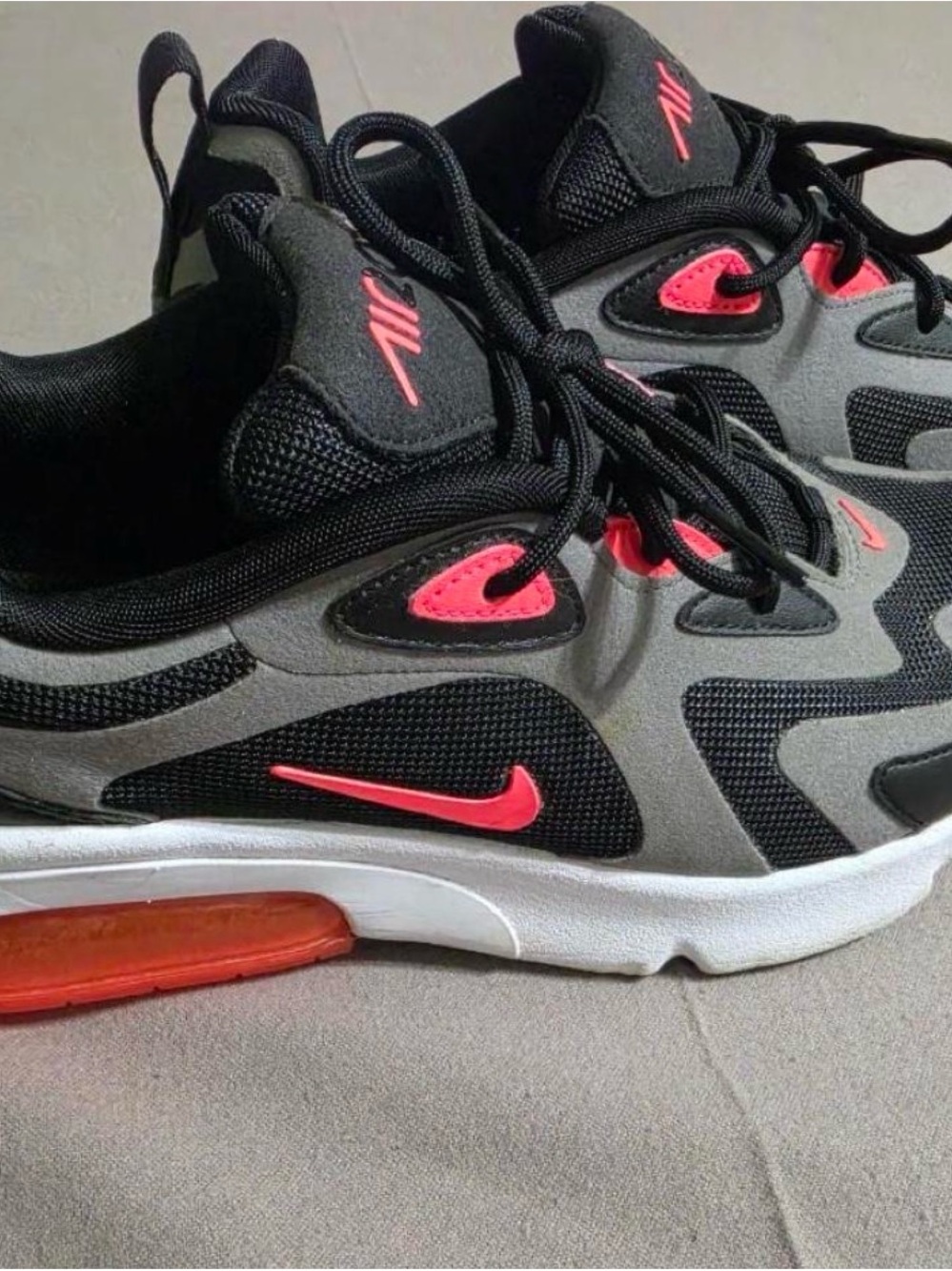 Nike Air Max 200 Black Gray Hot Pink Women’s Sneakers Size 8.5
